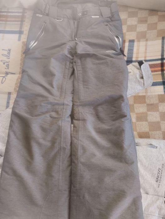 Отдам костюм лыжный