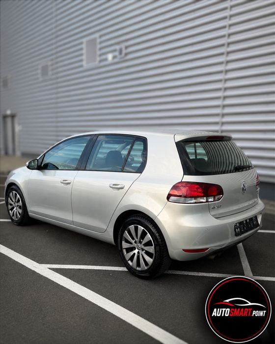 VOLKSWAGEN Golf 2010 — imagine 4