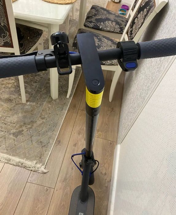 Электросамокат Mi Electric Scooter 3
