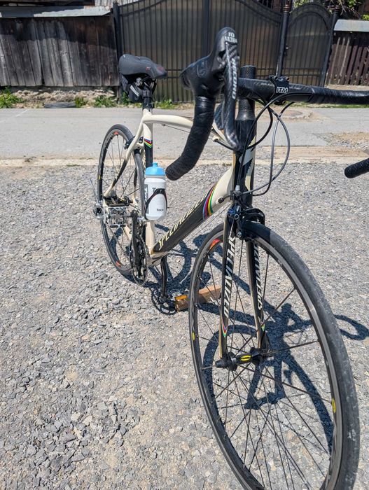 Bicicleta de sosea Specialized