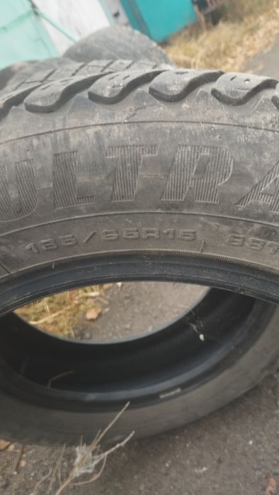 Продам зимнию пакрышку