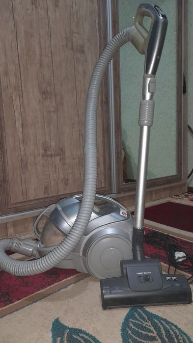 Пылесос сатылады