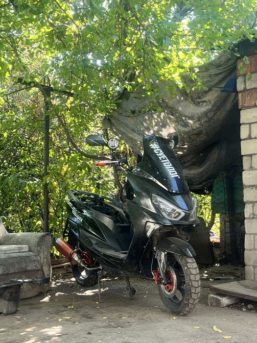 Продам мопед макси