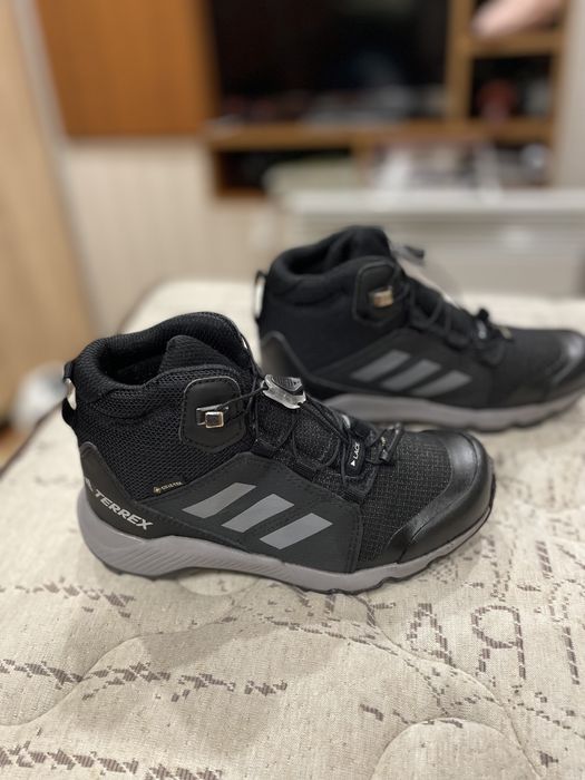 Adidas TERREX дедски обувки 31 номер
