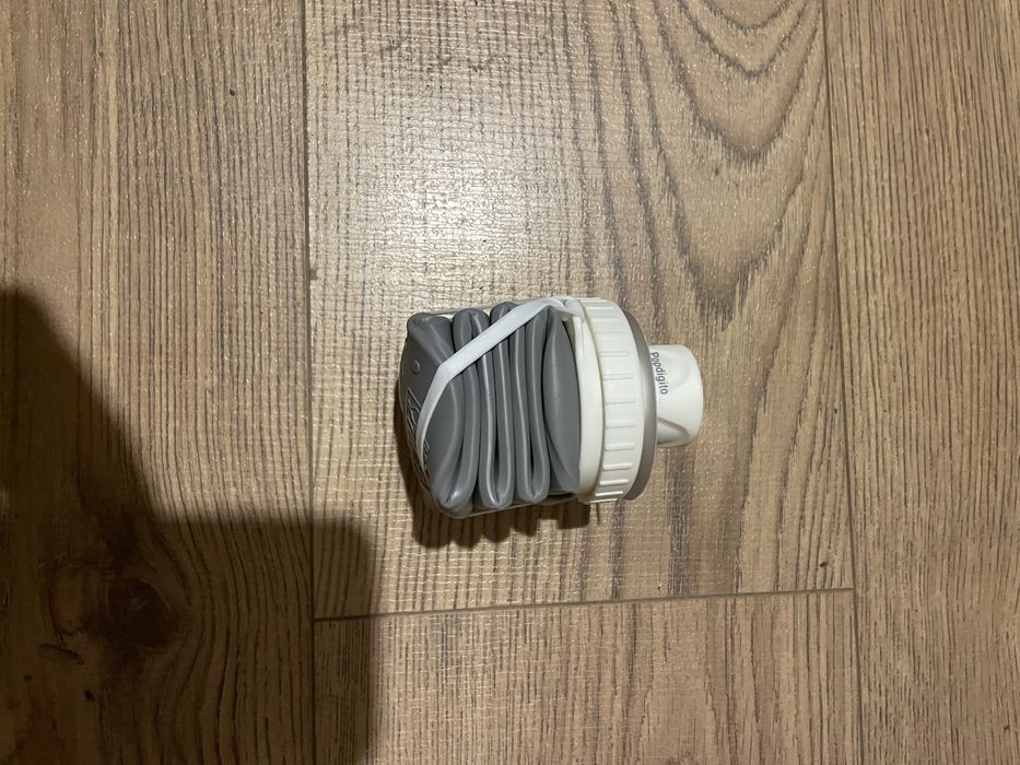 Sticle de apă pliabile din silicon 690ml