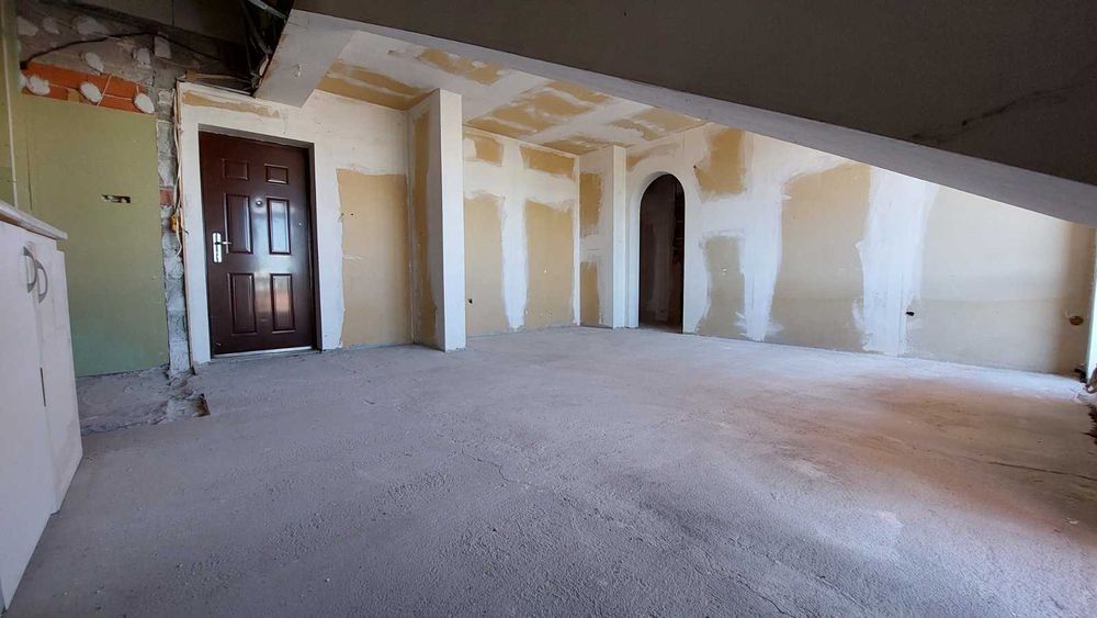 Продава се Двустаен апартамент в Свиленград - 68 кв.м за 736 €/кв.м - Снимка #1