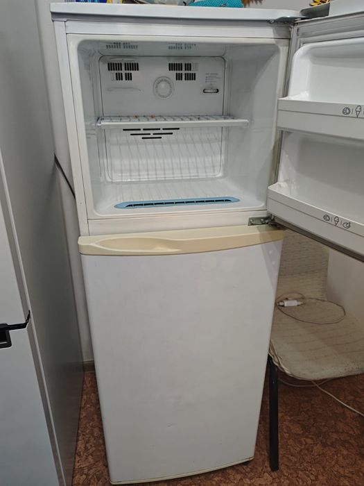 Холодильник б/у LG