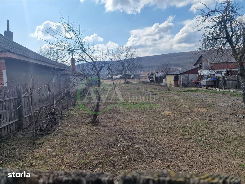 Teren intravilan 2000 mp, deschidere 15,8 ml, zona Hemeius