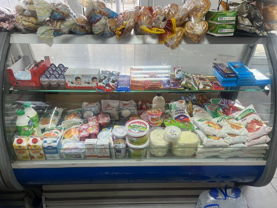 Холодильник витринный