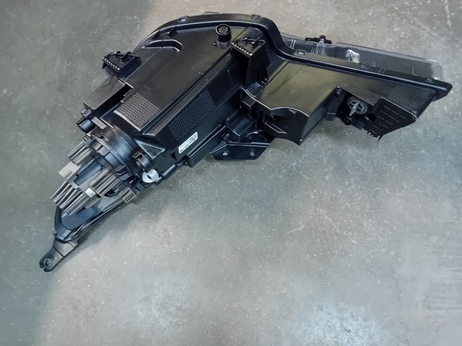 Far dreapta Hyundai Elantra CN7 2021/2023