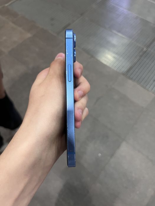 Продам Iphone 13 256gb