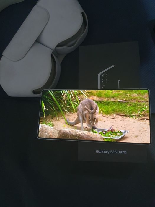 512гб Самсунг с25 ультра + наушники