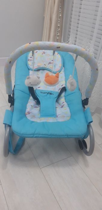 Детский диван качелия