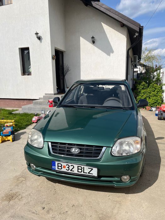 Vând Hyundai Accent
