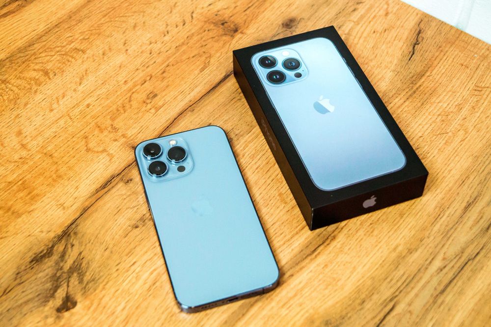 iPhone 13 Pro  256Gb Sierra Blue Гарантия  Магазин Red Geek