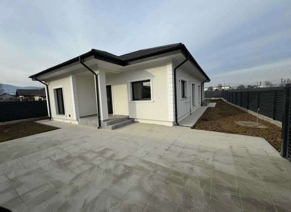 SMARALD RESIDENCE -casa 4 camere