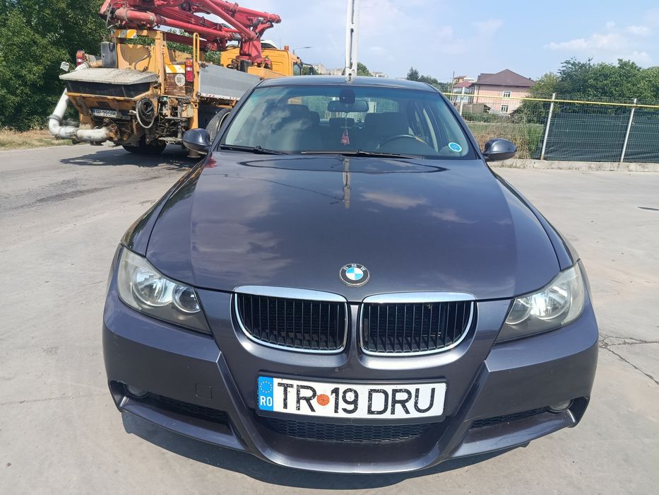 BMW E 90 , 163 CP