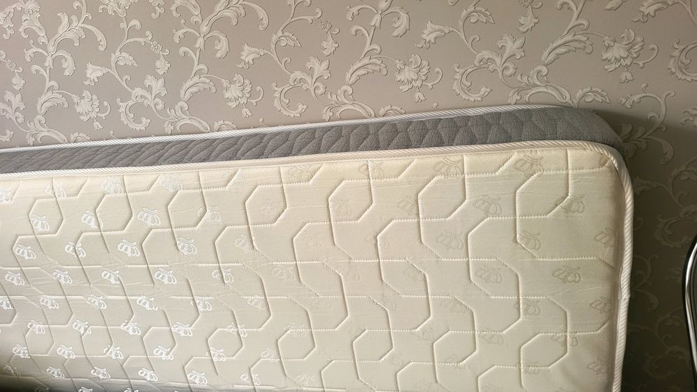 Продам матрас. 100×200×20