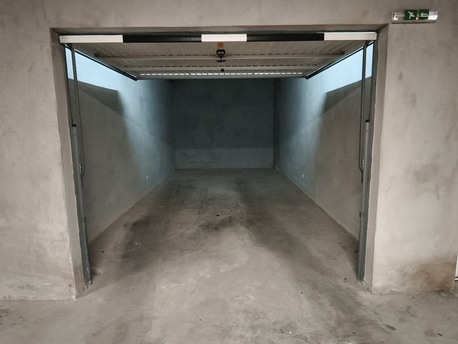 Дава се под наем Гараж / Паркомясто в София, Малинова долина - 23 кв.м за 127.5 € - Снимка #2