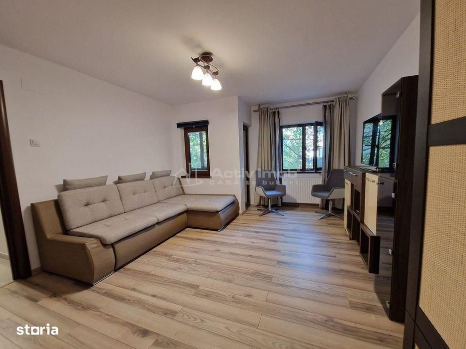 2 cam Drumul Sarii-  Liceul Ion Barbu, str. Nabucului, parcare