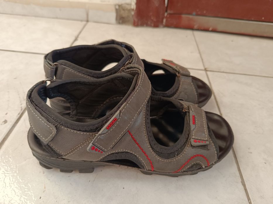 Сандалии для мальчиков 37 размер