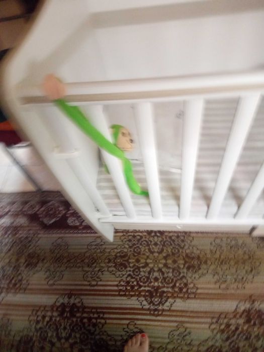 Дървена детска кошара