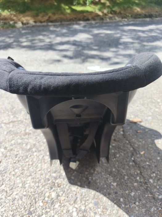 De vânzare scaun auto pentru bebeluși