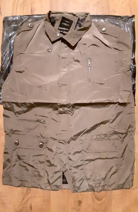 Куртки,ветровки мужские