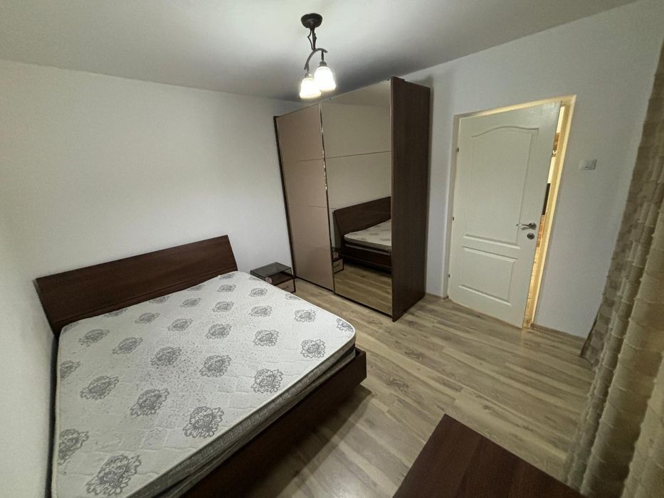 Vand apartament mobilat și utilat 2 camere Aleea Parcului 38