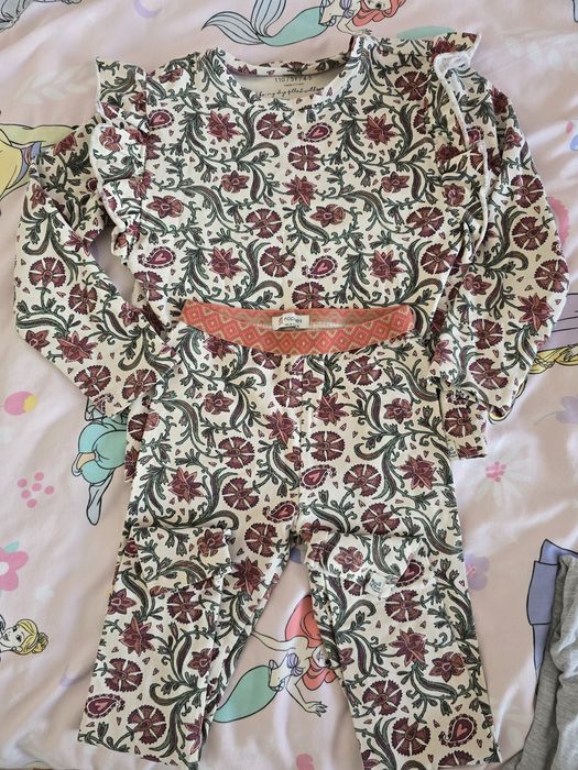 Дрешки в отлично състояние