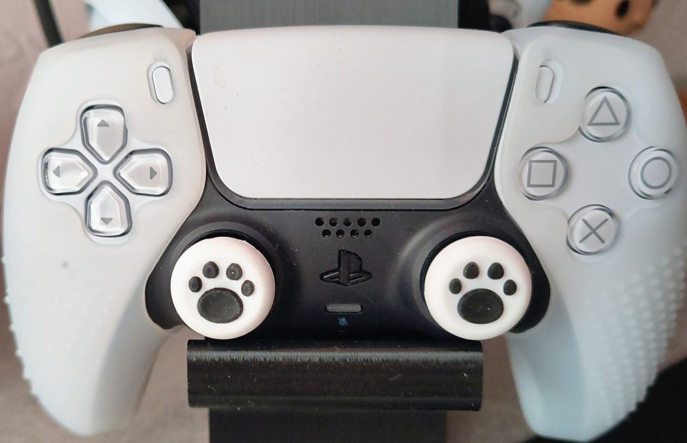 Контроллер DualSense ps5 , использую для ПК .