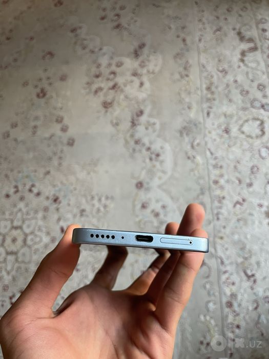 Redmi Note 13 8/128Gb sotiladi!