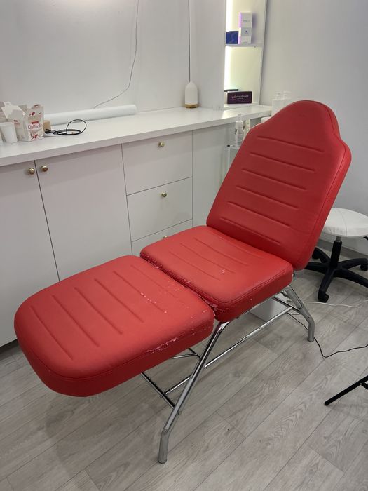 Кушетка косметологическая
