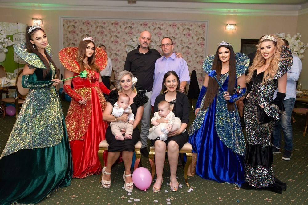 4 Ursitoare + 1 Animator + Cadou Bebe - DOAR 750 Lei