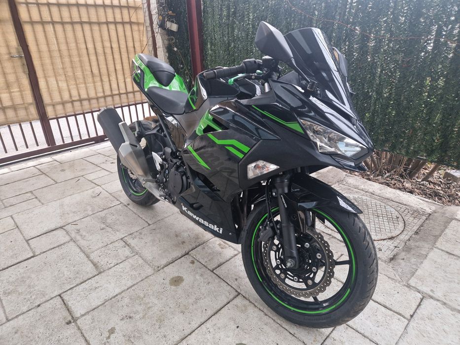 Kawasaki ninja 400