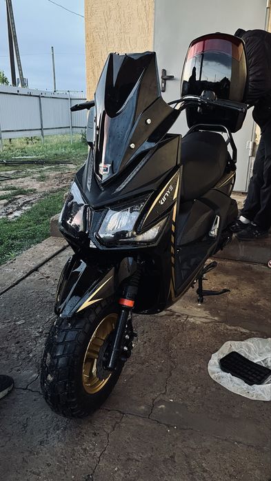 продам скутер Самурай 180кубов