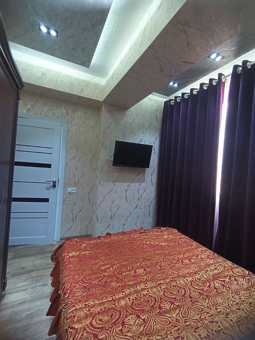 Сдается (ижарага) 2х ком кв на 7 этаже ул.Мирзо Улугбек ор.Сельхоз Инс