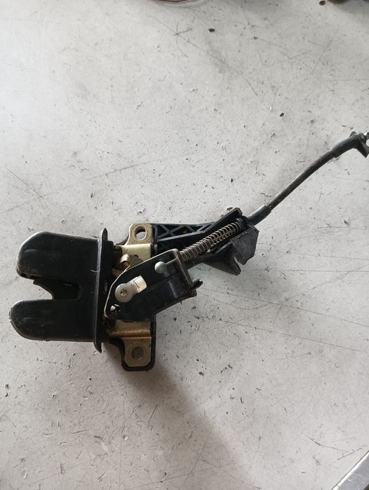 Broasca Haion Audi A4 Ii (8E2, B6) [ 2000 - 2005 ]