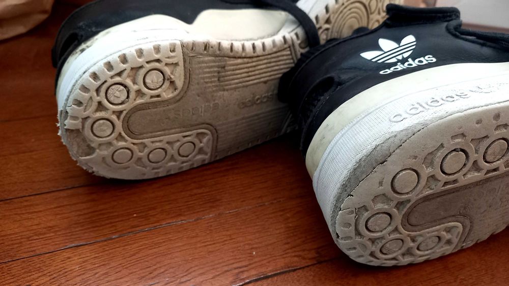 Баскетболни кецове Adidas