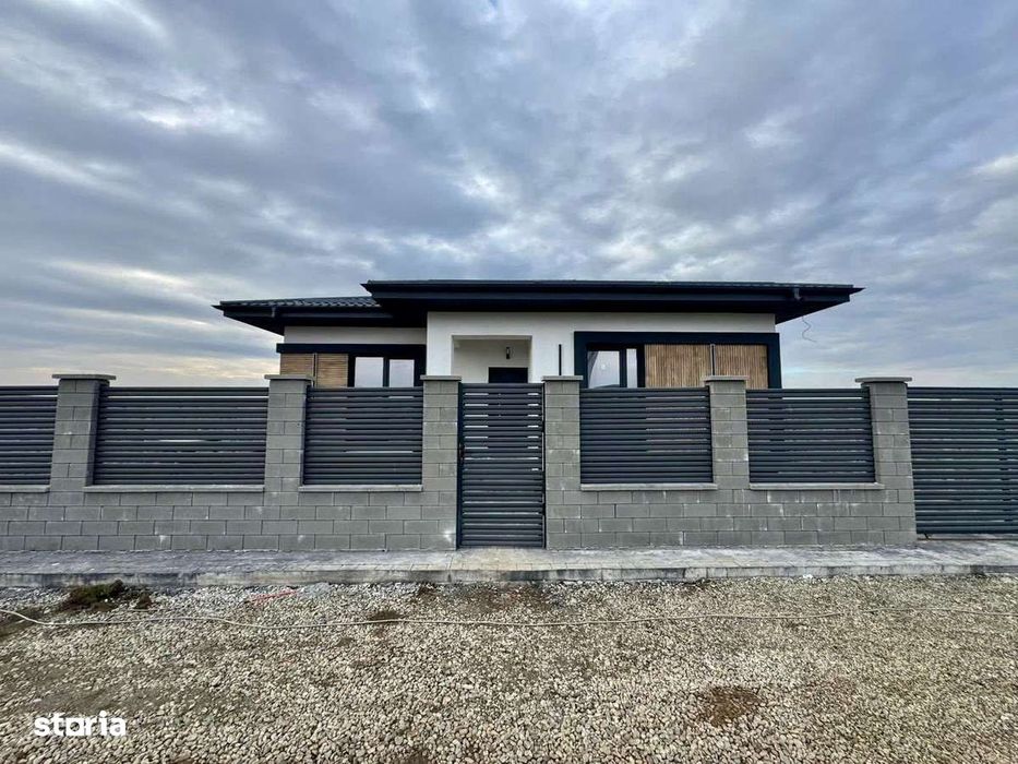 Casă de vânzare individuală | 4 camere – Berceni Ilfov - teren 370 mp