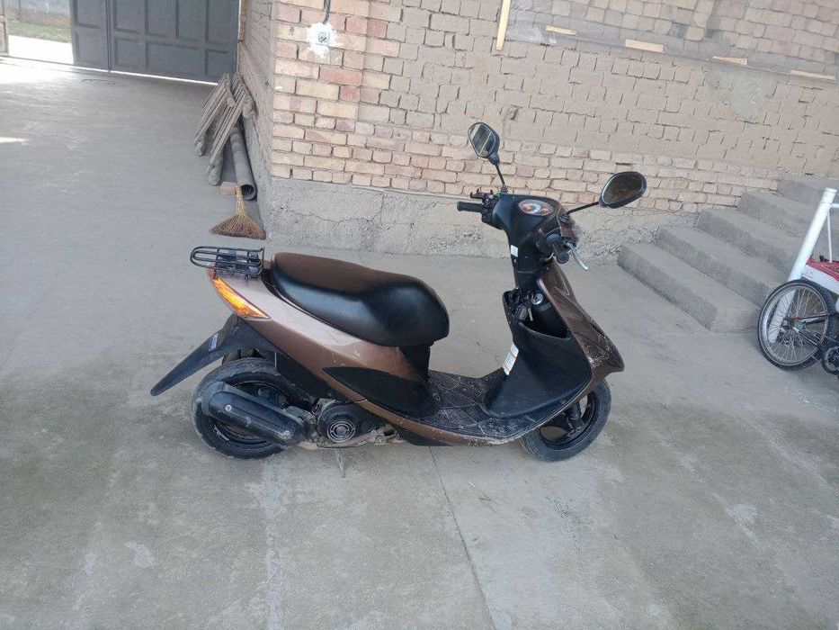 Скутер Suzuki v 50 Япония инжектор