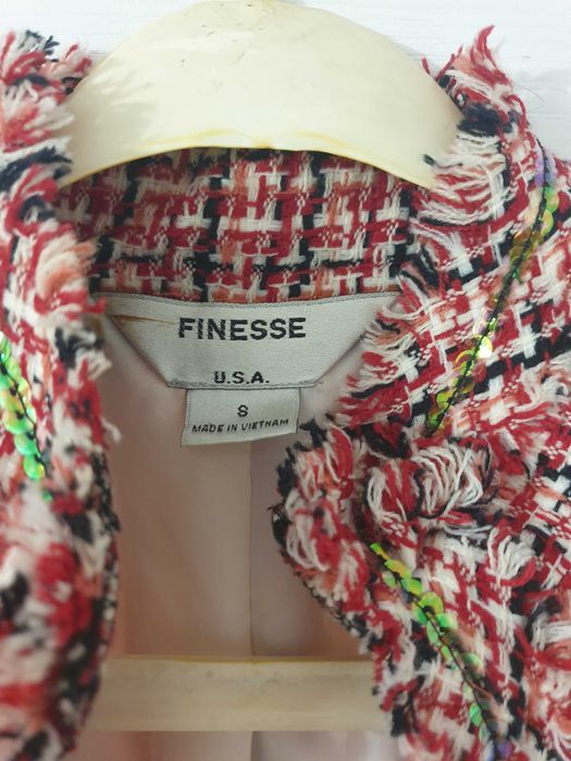 Букле сака тип Chanel, на  Некст, Finesse, River Island.