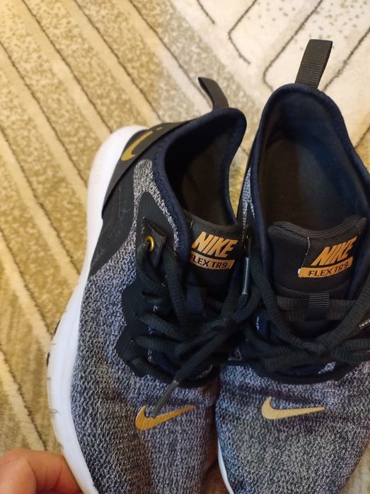 Дамски маратонки Nike.38