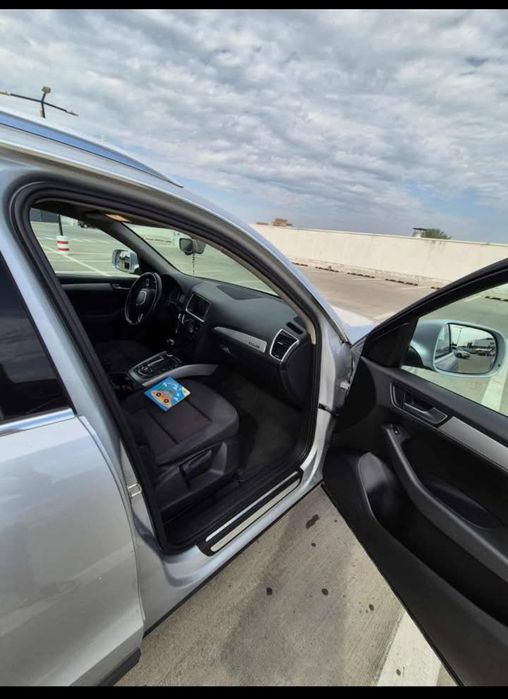 Vand sau schimb Audi Q5 2012