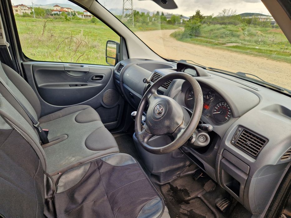Продавам toyota proace телефон 0898502777