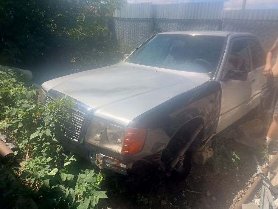 Мерседес 124 на разбор