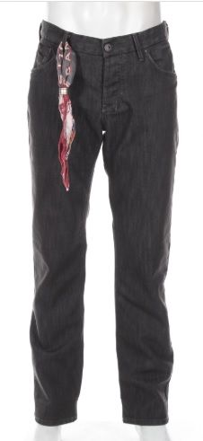 Blugi ieftini, noi cu eticheta