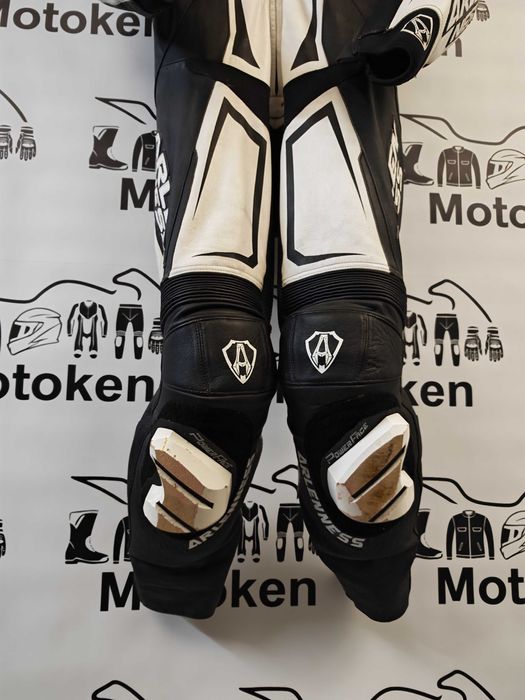 Costum moto piele cu cocoasa ARLEN NESS marime 50