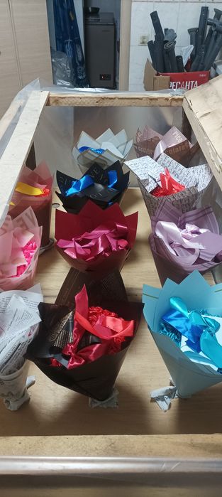 Продам атласные цветы