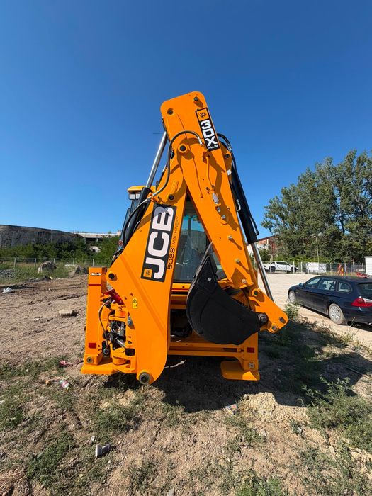 Buldoexcavator/JCB3DX